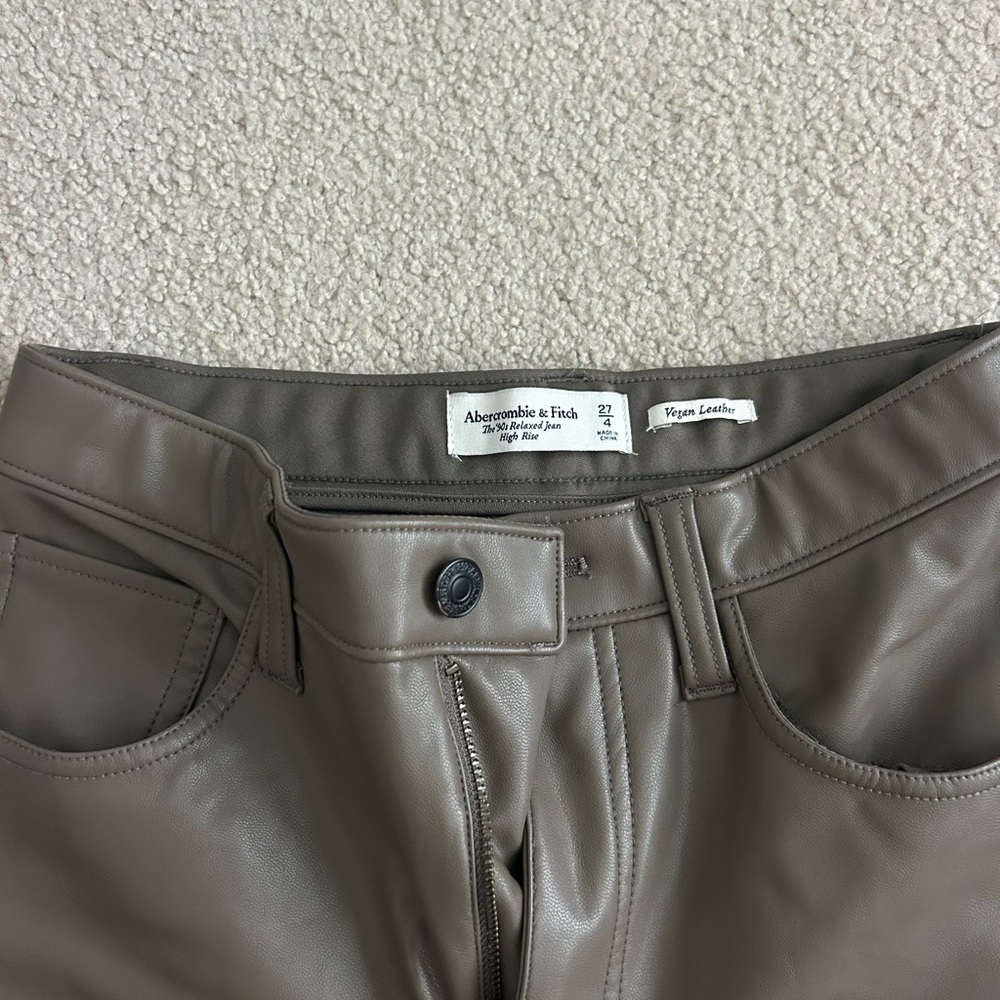 Abercrombie cargo pants